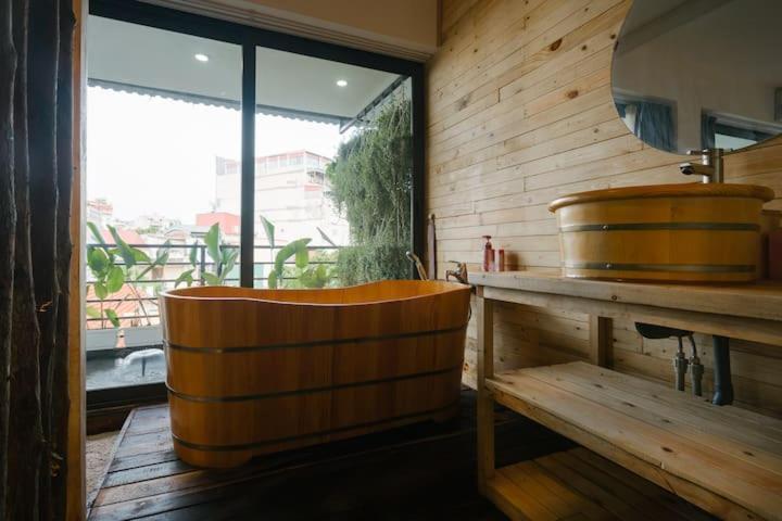 Homestay#ht#bathtub#romantic#badinh Appartement Hanoï